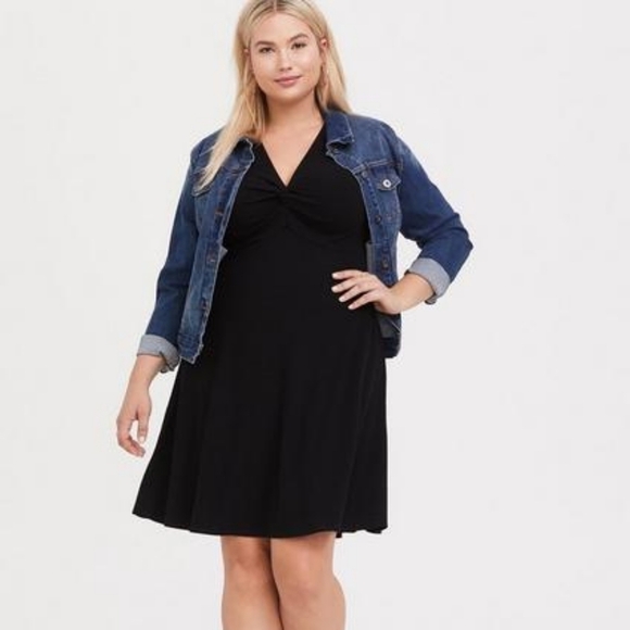 torrid Dresses & Skirts - TORRID Mini Rib Knit Twister Front Skater Pullover Dress L